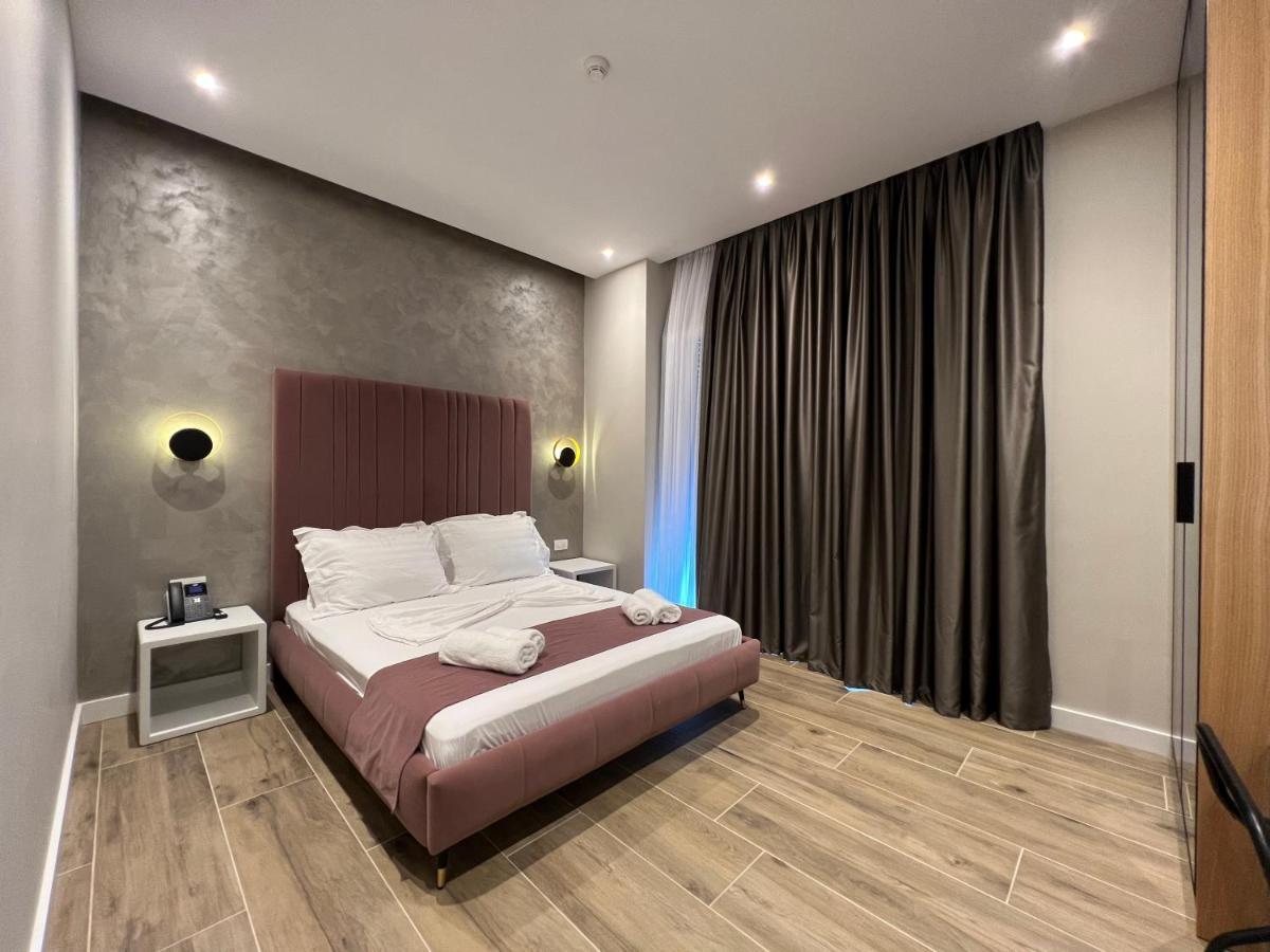 Shëngjin Domus Hotel & Apartments מראה חיצוני תמונה