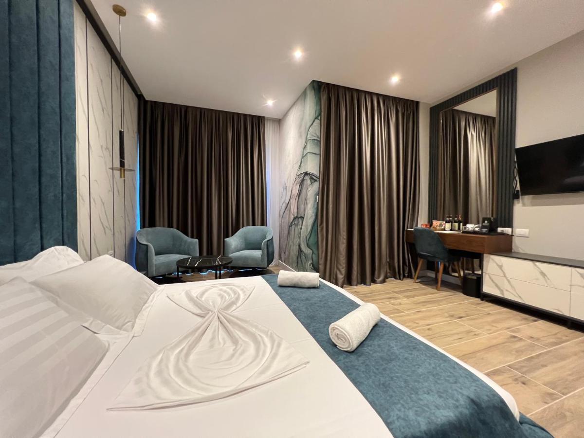 Shëngjin Domus Hotel & Apartments מראה חיצוני תמונה