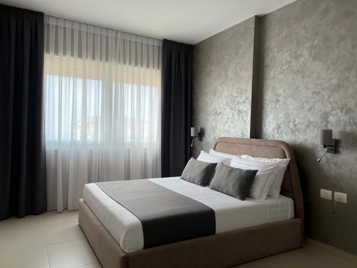 Shëngjin Domus Hotel & Apartments מראה חיצוני תמונה