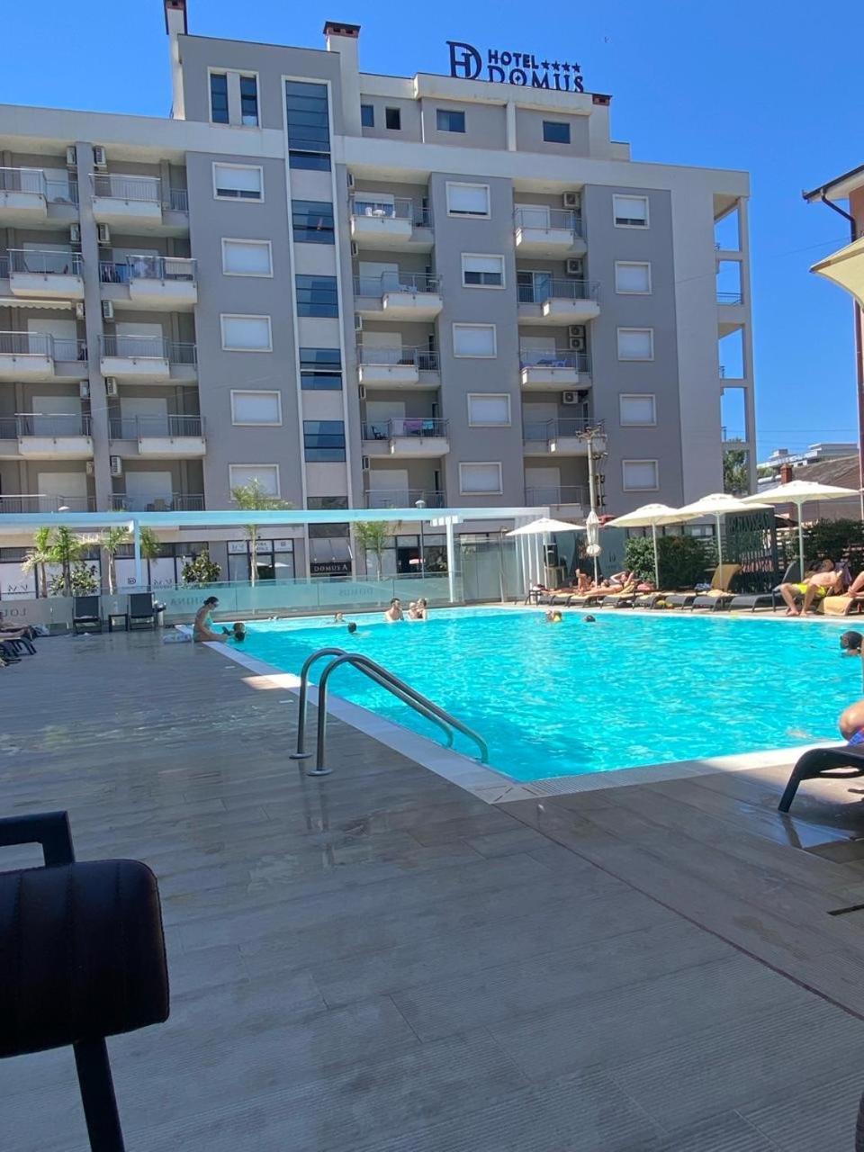 Shëngjin Domus Hotel & Apartments מראה חיצוני תמונה