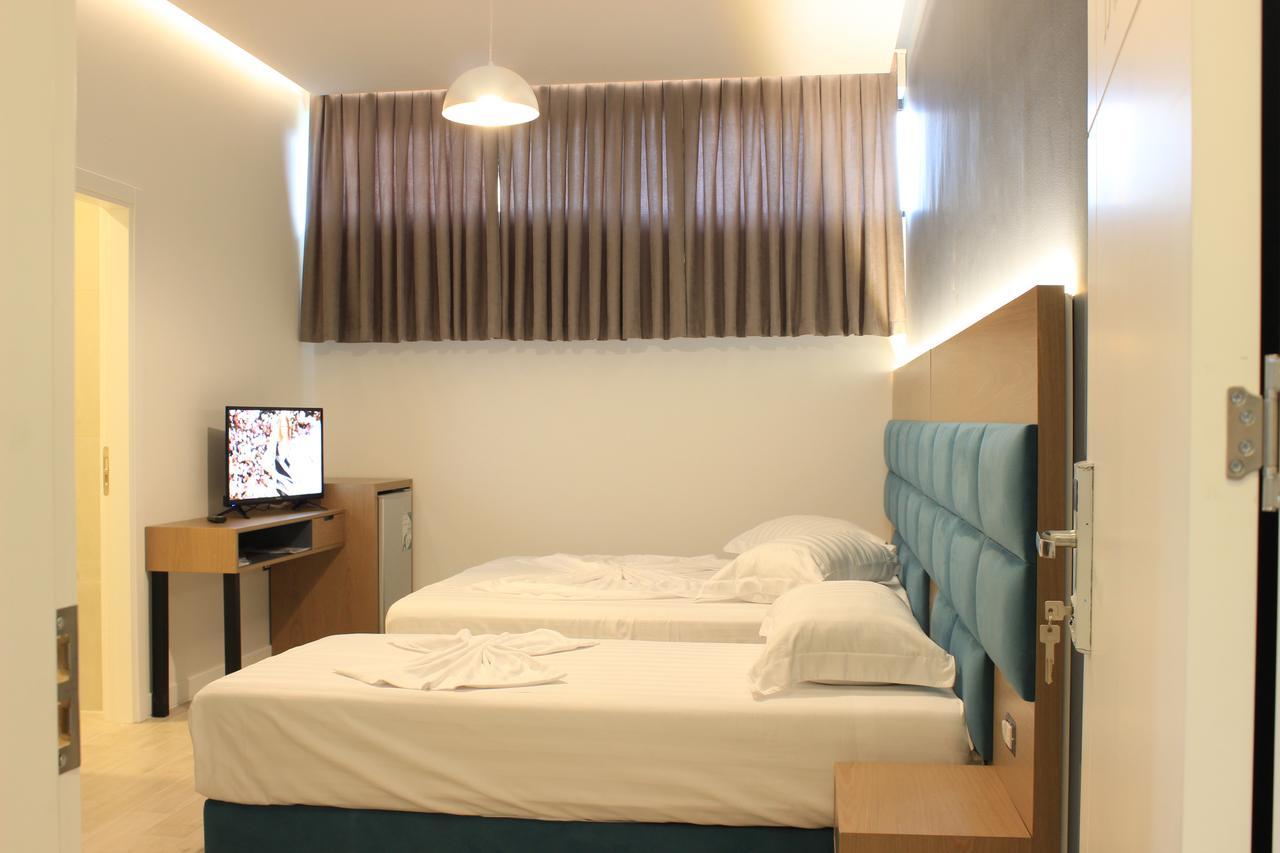 Shëngjin Domus Hotel & Apartments מראה חיצוני תמונה