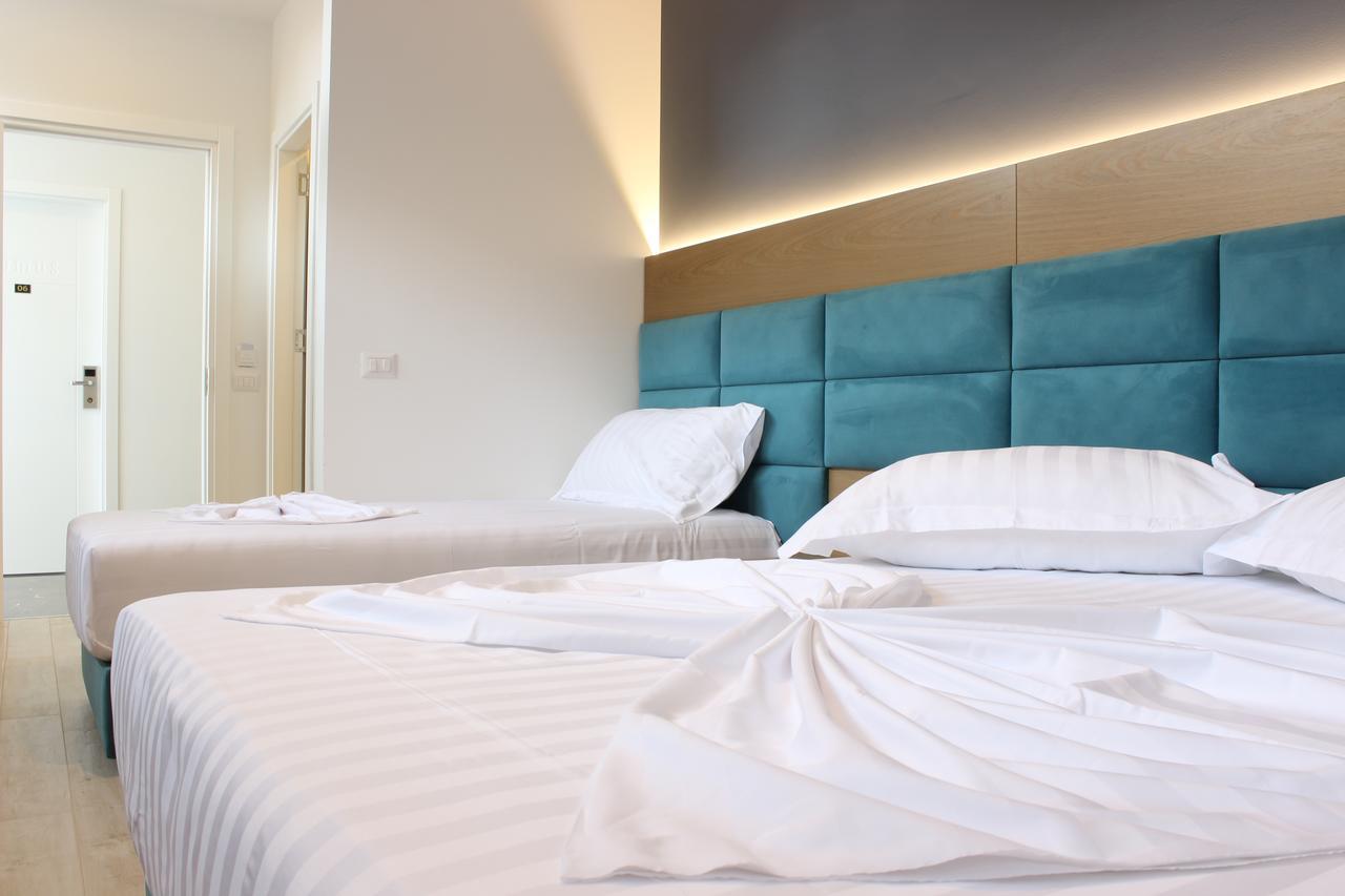 Shëngjin Domus Hotel & Apartments מראה חיצוני תמונה