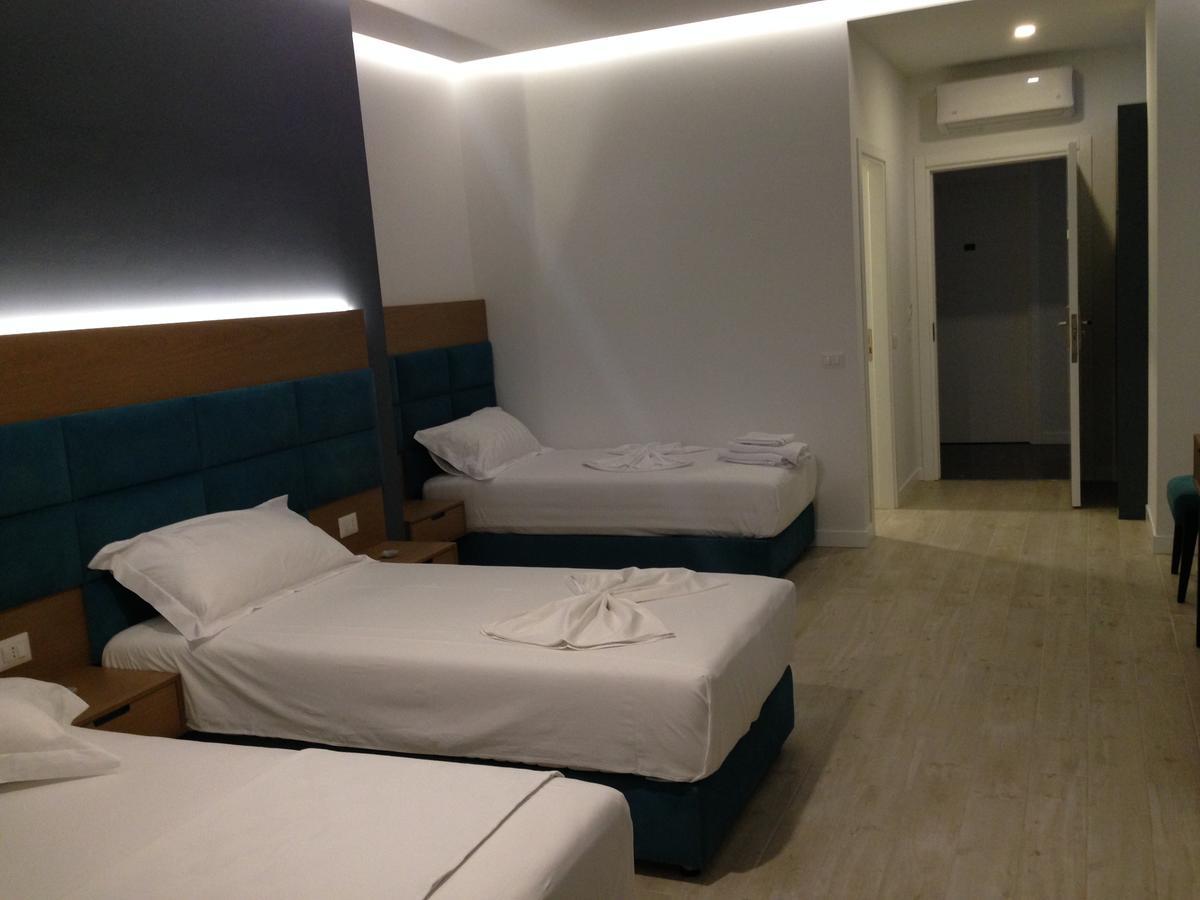 Shëngjin Domus Hotel & Apartments מראה חיצוני תמונה